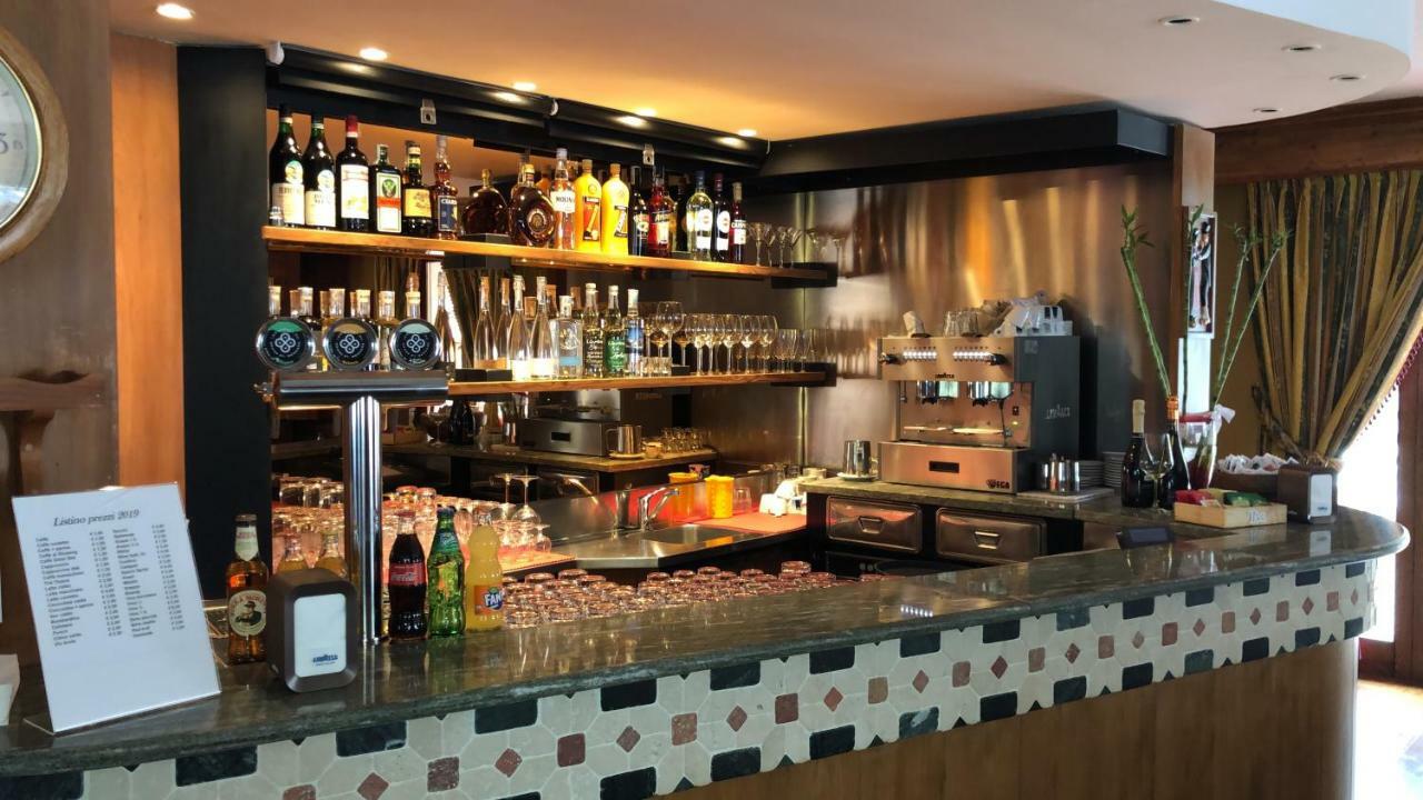 Hotel De 3*